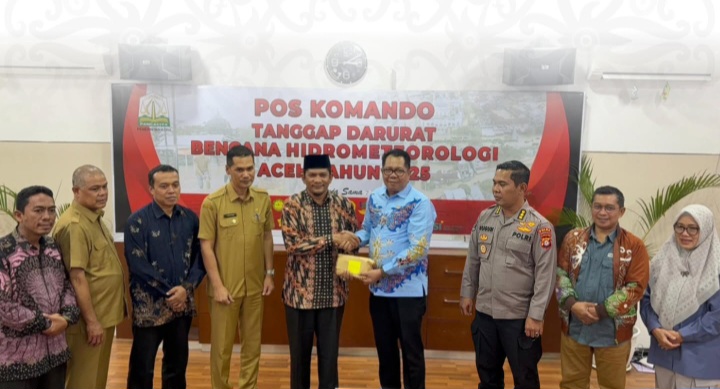 Bantuan ini disalurkan melalui SATGAS Baitul Mal Aceh dan telah diserahkan secara resmi pada hari Selasa, (16/12/2025).