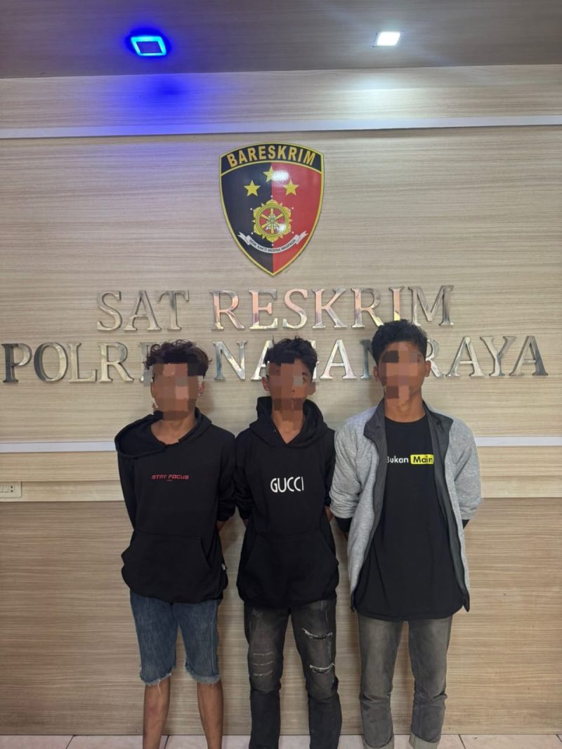 Polres Nagan Raya mengamankan tiga orang remaja yang diduga terlibat dalam tindak pidana pencurian kotak amal masjid di wilayah Kabupaten Nagan Raya.  Pengamanan dilakukan pada Senin (12/01/2026).