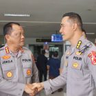Mahasiswa STIK yang tiba melalui Bandara SIM disambut Wakapolda Aceh Brigjen Pol.Ari Wahyu Widodo, S. I. K, didampingi Irwasda, Karo SDM dan Kabid Humas Polda Aceh.
Kabid Humas Polda Aceh Kombes Pol. Joko Krisdiyanto, S.I.K., senin (9/2/2026).