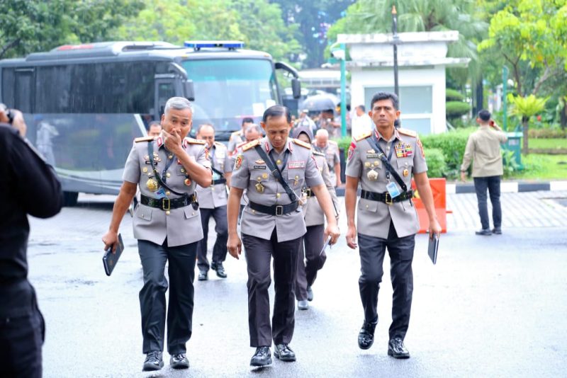 Irjen Pol. Drs. Marzuki Ali Basyah, M.M., menghadiri Rapat Pimpinan (Rapim) TNI–Polri Tahun 2026 yang digelar di Istana Merdeka, Jakarta, Senin, (9/2/2026), kemarin.