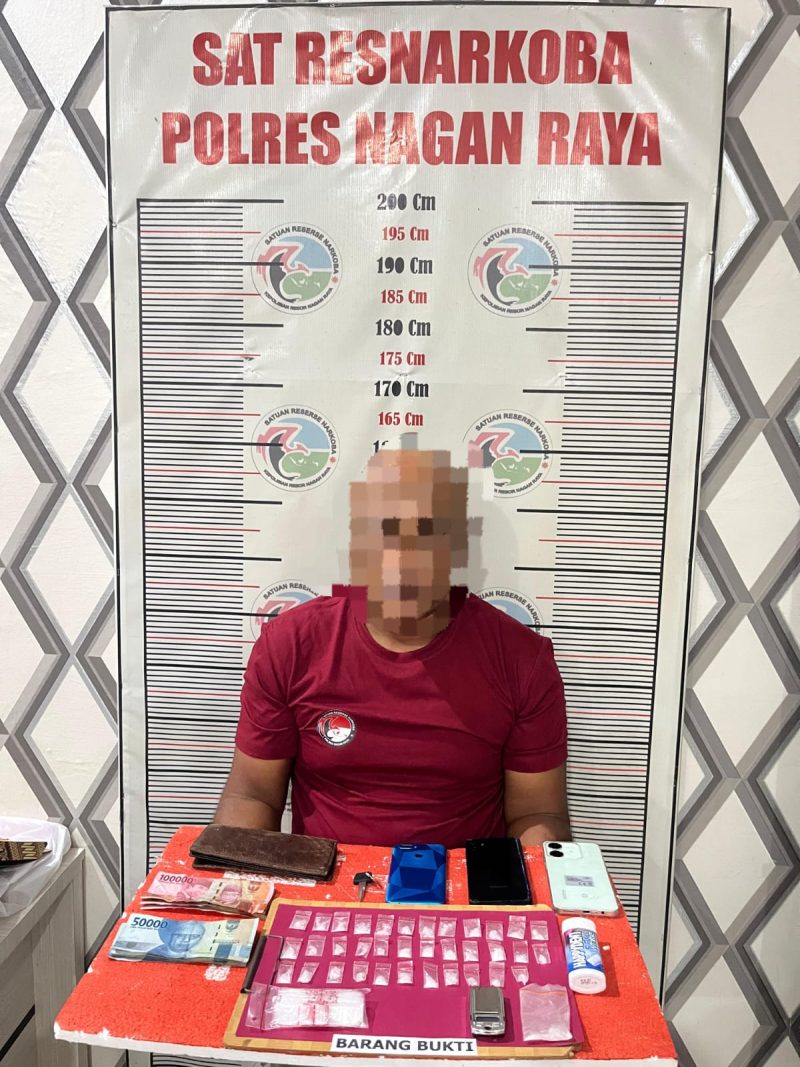 Seorang pria berinisial S (42), warga Desa Ujong Patihah, Kecamatan Kuala, Kabupaten Nagan Raya, diamankan petugas pada Kamis malam (12/2/2026) sekitar pukul 20.30 WIB.